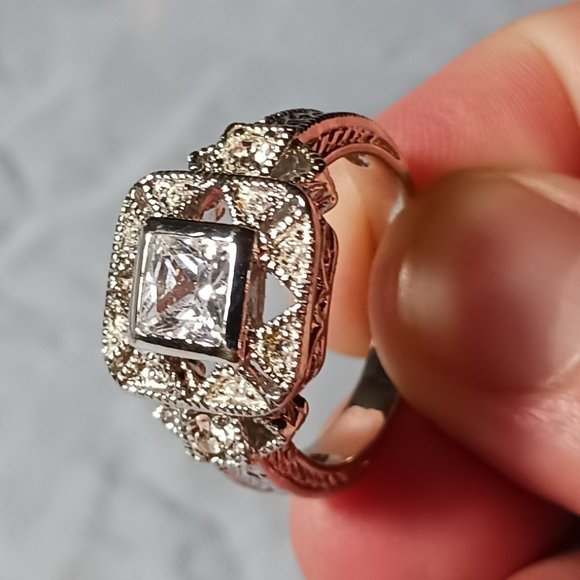 Vintage Retro Art Deco Silver Filigree and CZ Ring Size 10 - Picture 13 of 15